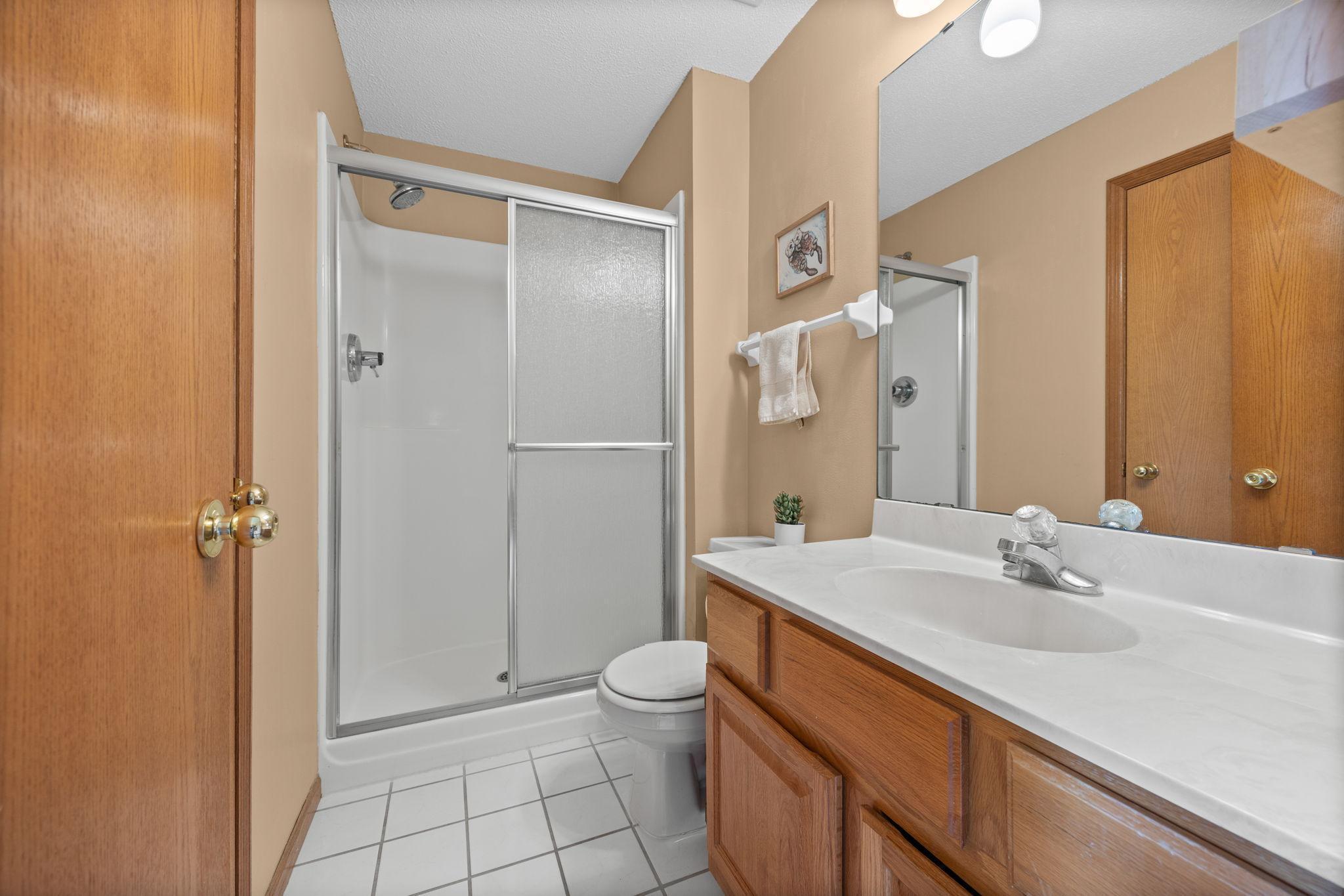 1748 Valley Ridge Place Chanhassen, MN 55317 - Photo 18 of 35 Gallery Image 18