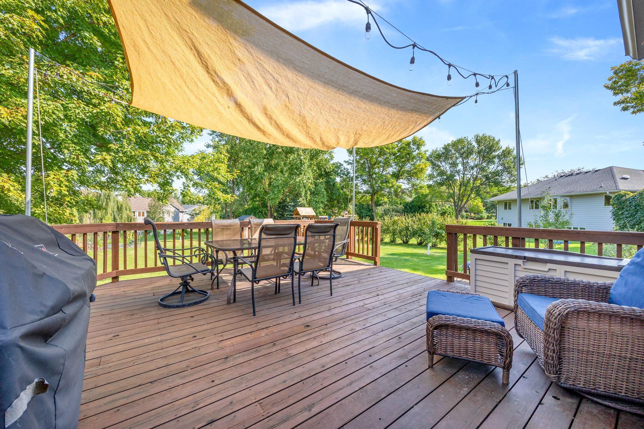 1748 Valley Ridge Place Chanhassen, MN 55317 - Photo 28 of 35 Gallery Image 28
