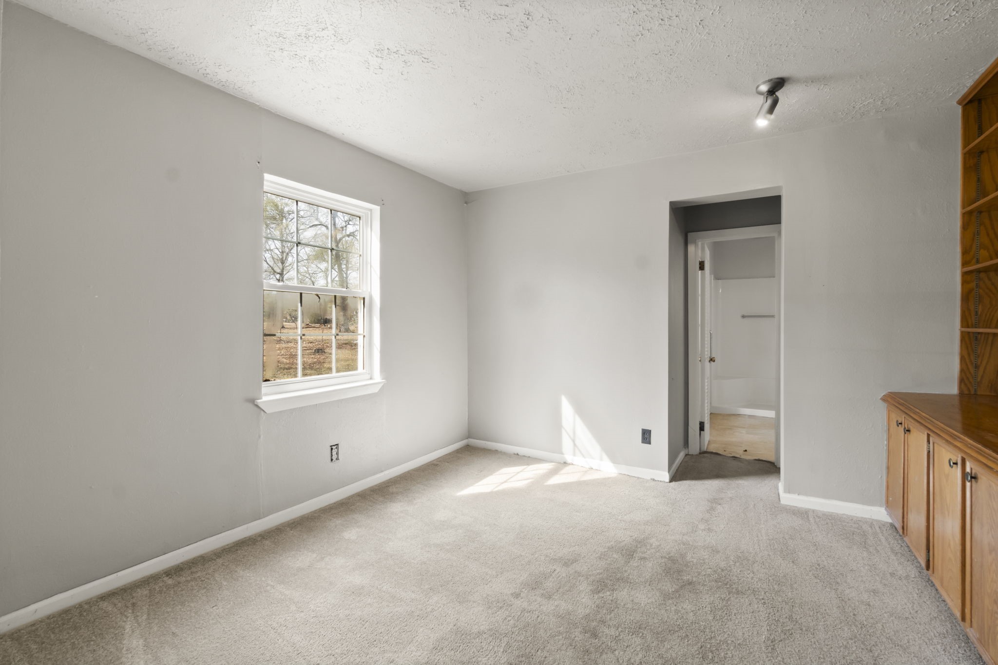 2292 Rolling Hills Road Conroe, TX 77303 - Photo 13 of 41