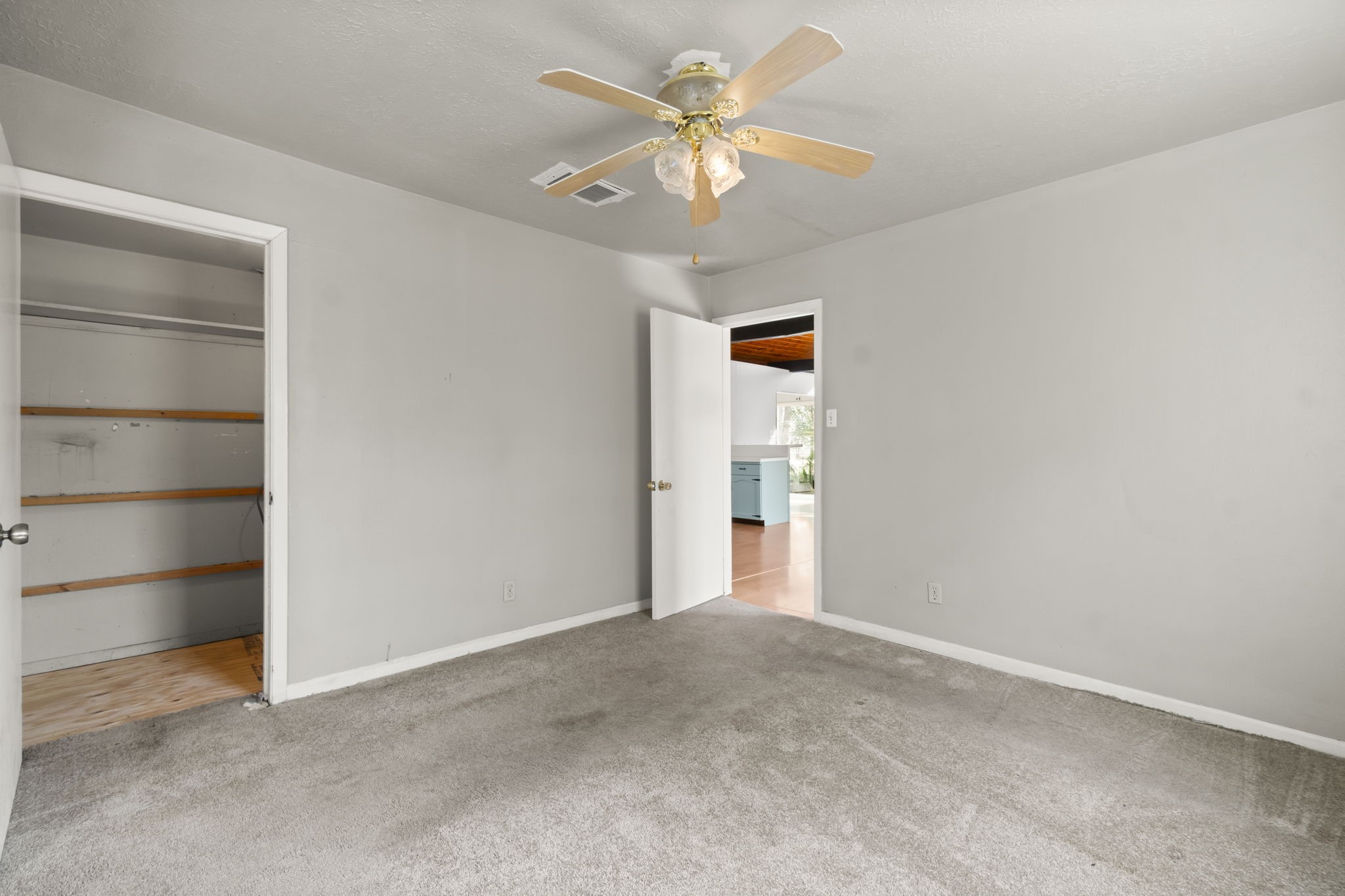 2292 Rolling Hills Road Conroe, TX 77303 - Photo 15 of 41