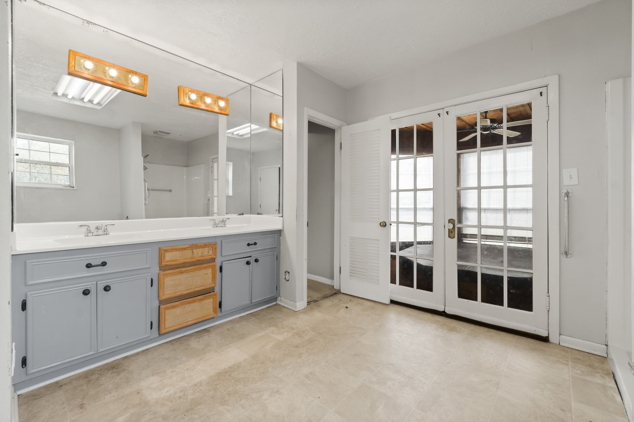 2292 Rolling Hills Road Conroe, TX 77303 - Photo 17 of 41