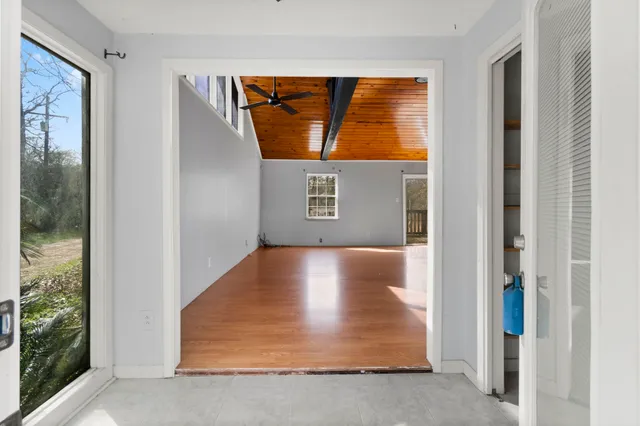 $280,000 | 2292 Rolling Hills Road, Conroe, TX 77303