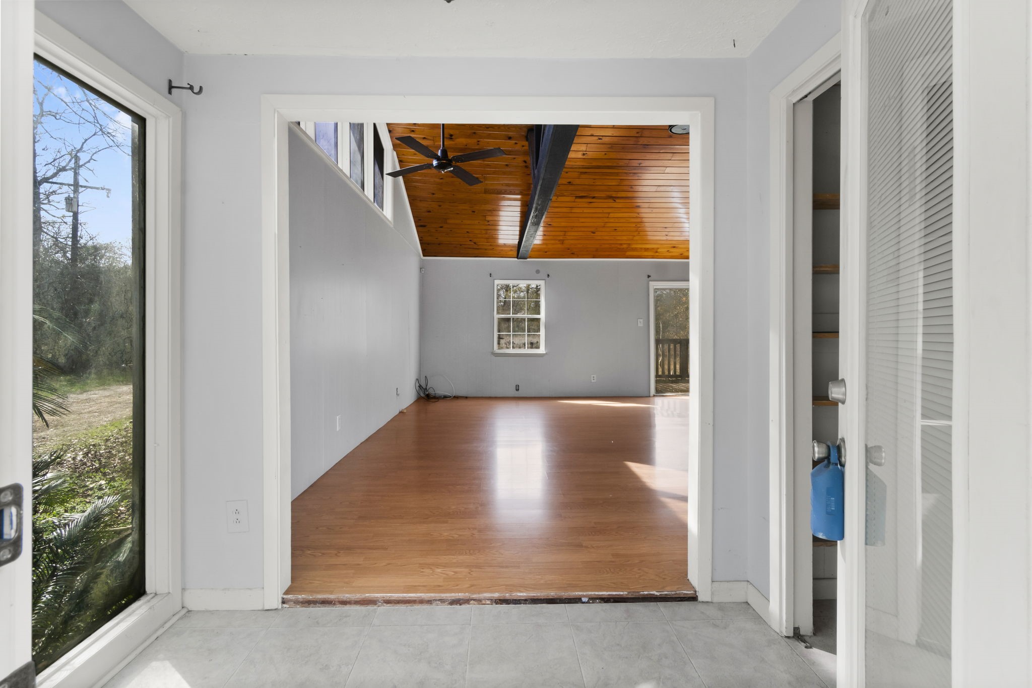 2292 Rolling Hills Road Conroe, TX 77303 - Photo 4 of 41