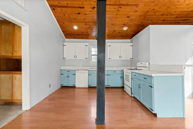 $280,000 | 2292 Rolling Hills Road, Conroe, TX 77303