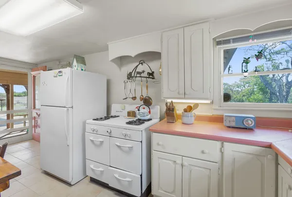 $825,000 | 730 Highway 84, Goldthwaite, TX 76844