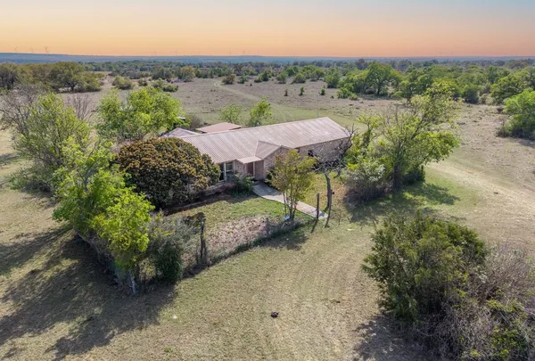 $825,000 | 730 Highway 84, Goldthwaite, TX 76844