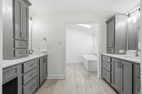 $815,000 | 2806 Dakin Avenue, Baton Rouge, LA 70820