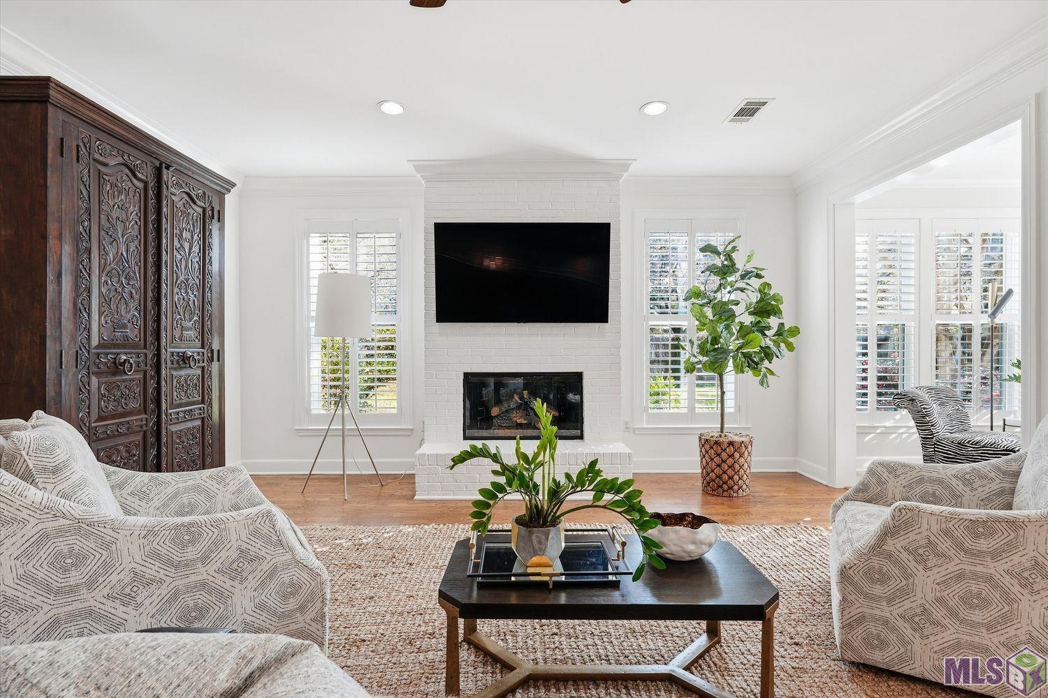 2806 Dakin Avenue Baton Rouge, LA 70820 - Photo 4 of 38