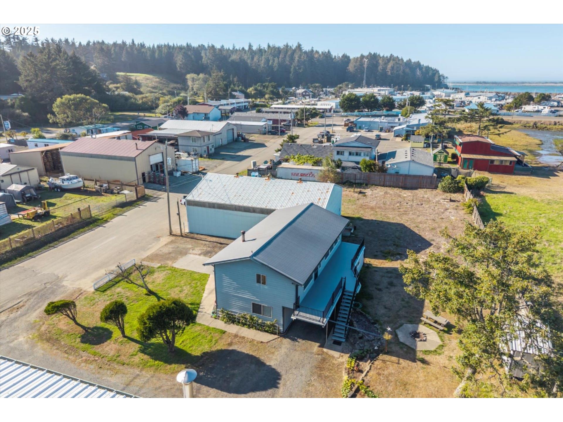 63347 Charleston Road Coos Bay, OR 97420 - Photo 4 of 48 a view of a city