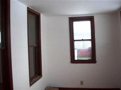 217 2nd Avenue South Clinton, IA 52732 - Photo 7 of 7