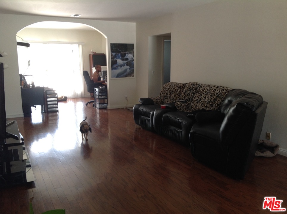 18406 Blackhawk Street Porter Ranch, CA 91326 - Photo 14 of 18 Gallery Image 14