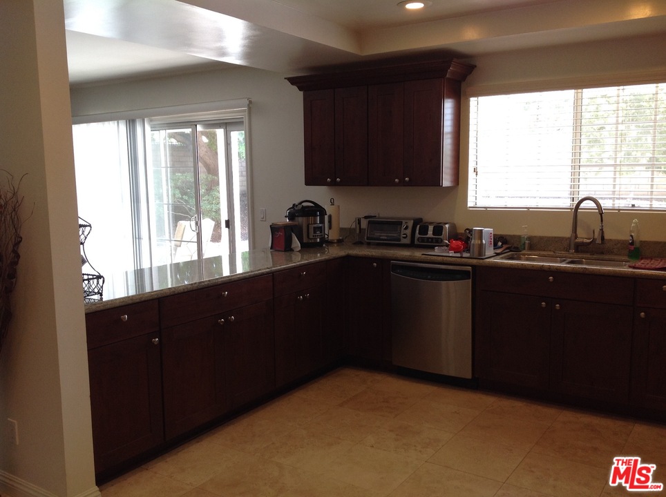 18406 Blackhawk Street Porter Ranch, CA 91326 - Photo 18 of 18 Gallery Image 18