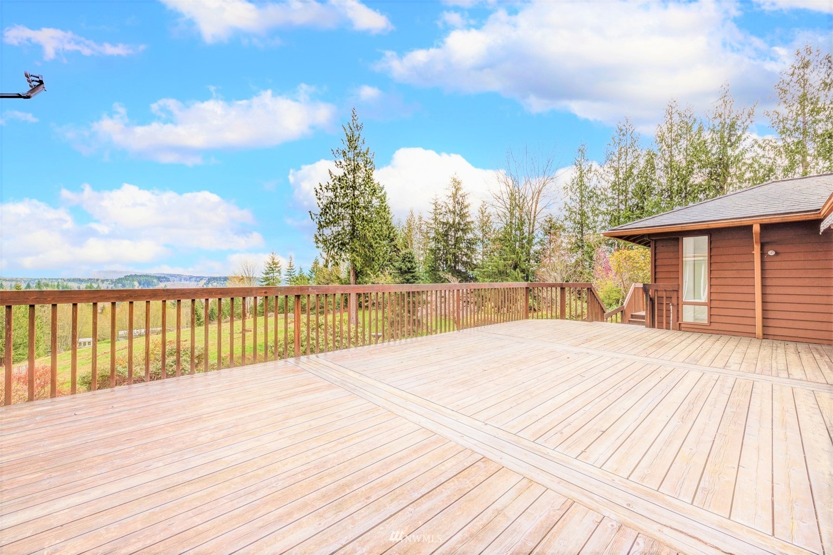 10029 Wagner Road Snohomish, WA 98290 - Photo 28 of 40 a view of outdoor space with wooden deck