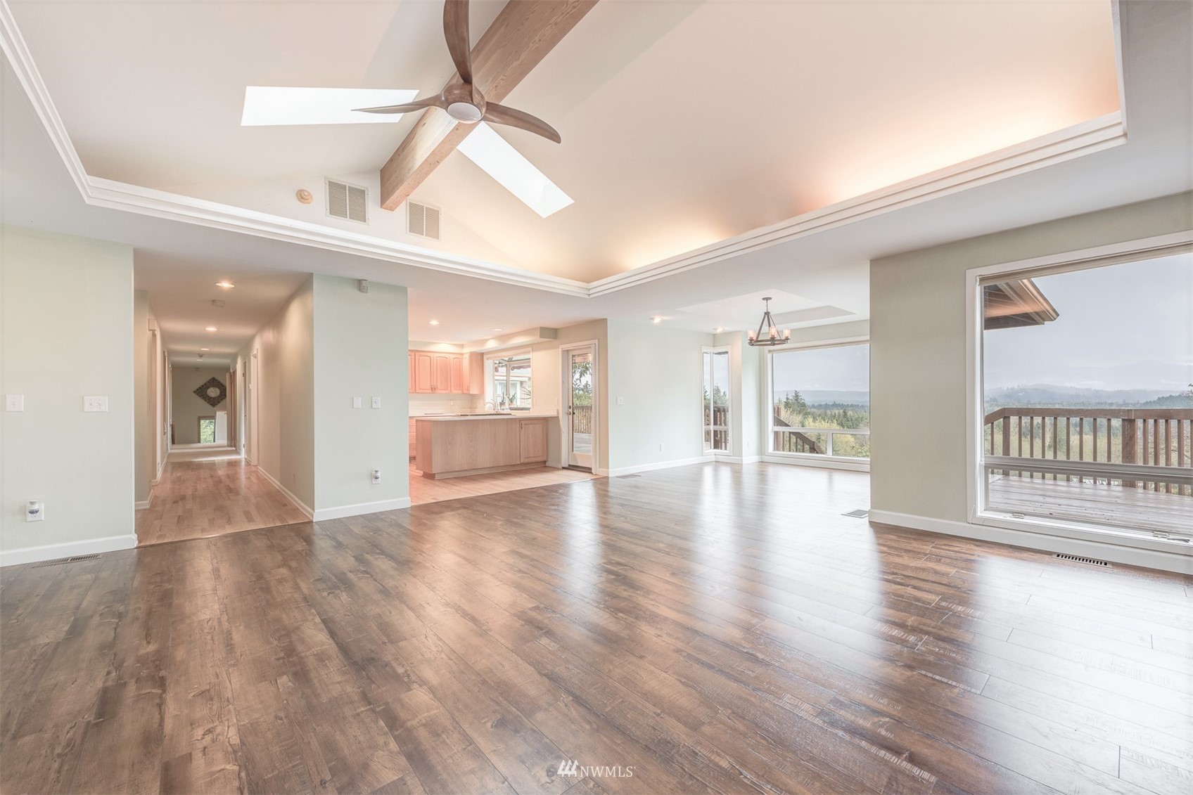 10029 Wagner Road Snohomish, WA 98290 - Photo 8 of 40 a view of a livingroom with wooden floor