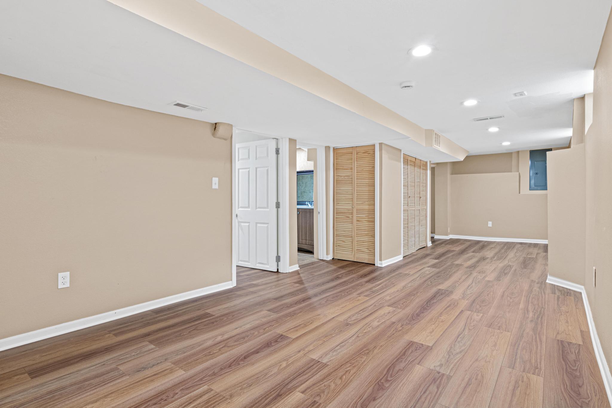 2411 Northeast Madison Street Minneapolis, MN 55418 - Photo 28 of 31