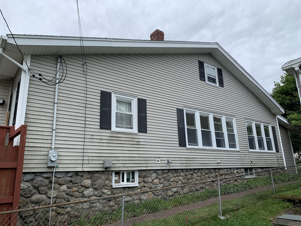 314 Plantation Street Worcester, MA 01604 - Photo 2 of 30