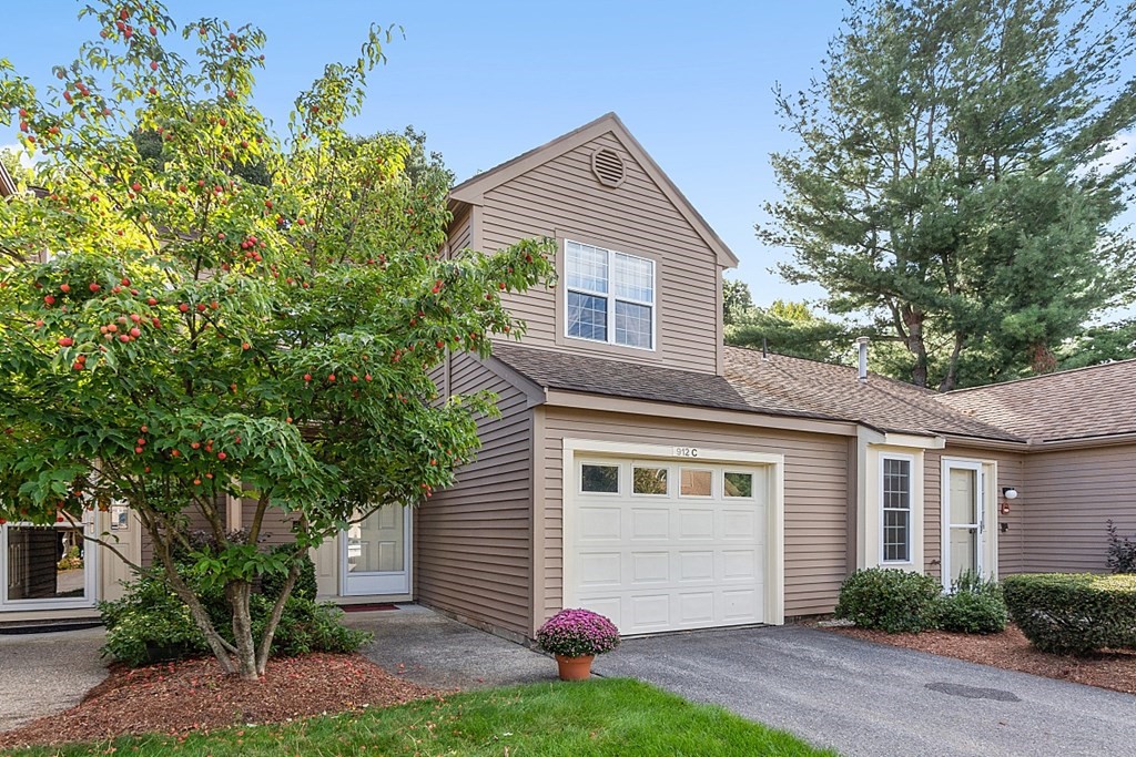 912 Ridgefield Circle, Unit C Clinton, MA 01510 - Photo 1 of 23 Gallery Image 1