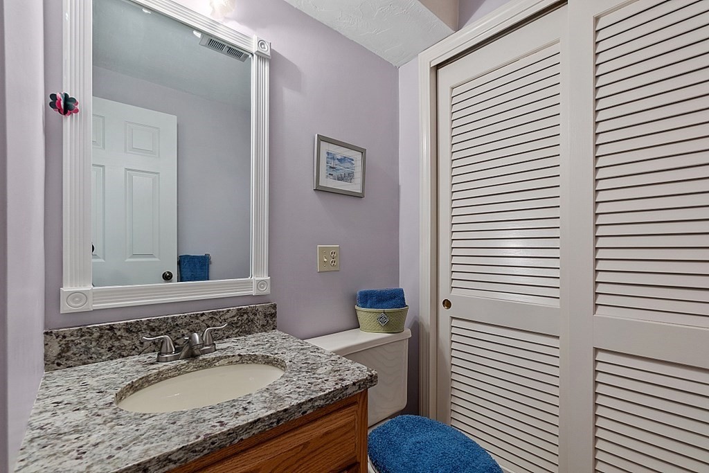 912 Ridgefield Circle, Unit C Clinton, MA 01510 - Photo 7 of 23 Gallery Image 7