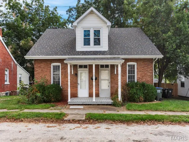 $248,900 | 306 Walnut Street, Waterloo, IL 62298