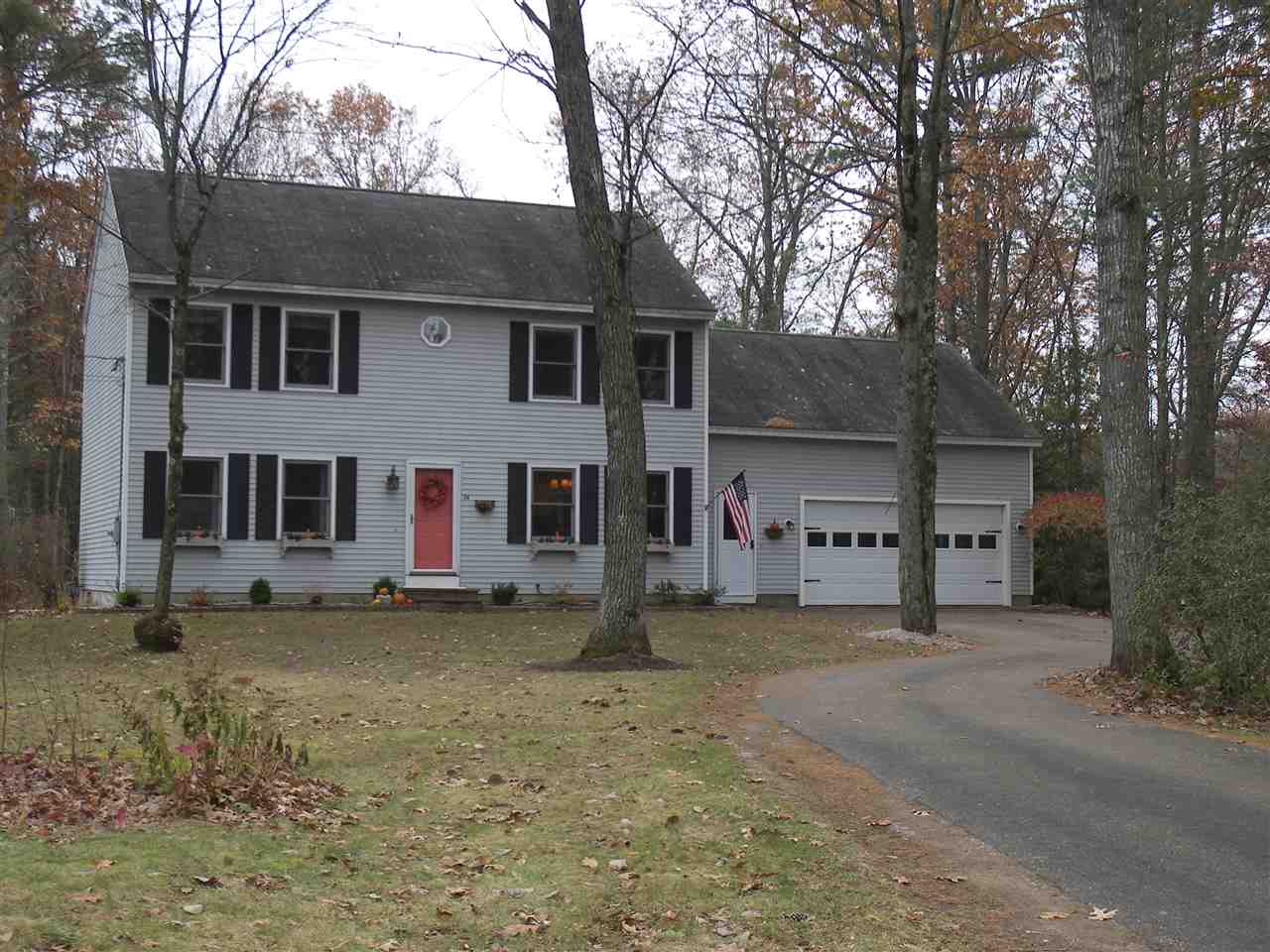 34 North Curtisville Road Concord, NH 03301 - Photo 1 of 36