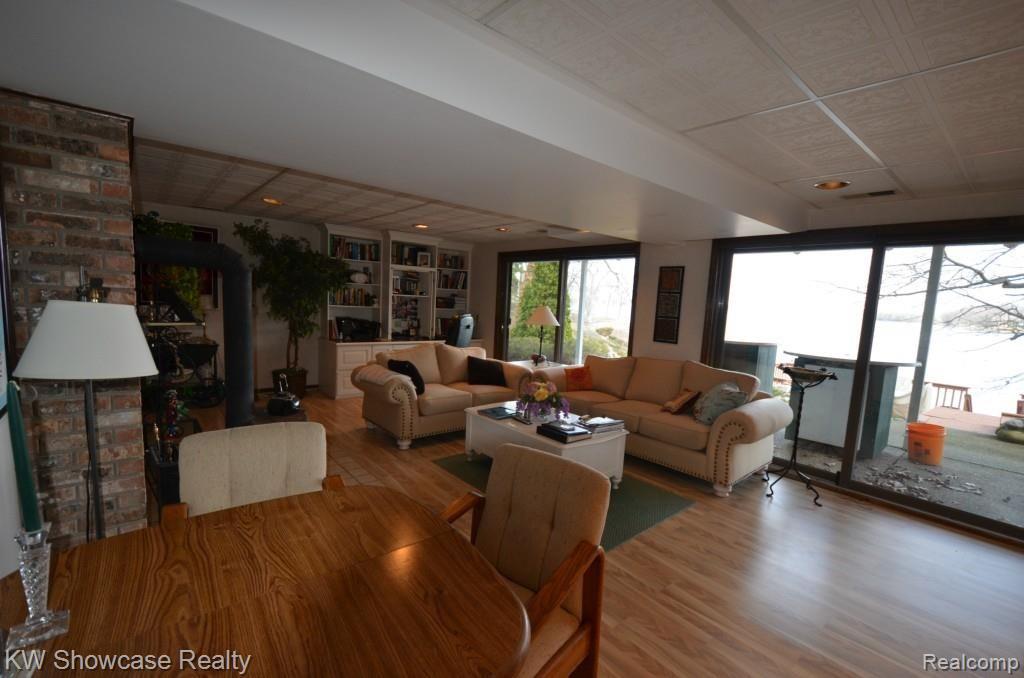 1609 Ridge Road Highland, MI 48356 - Photo 16 of 36 DSC_0649.jpg