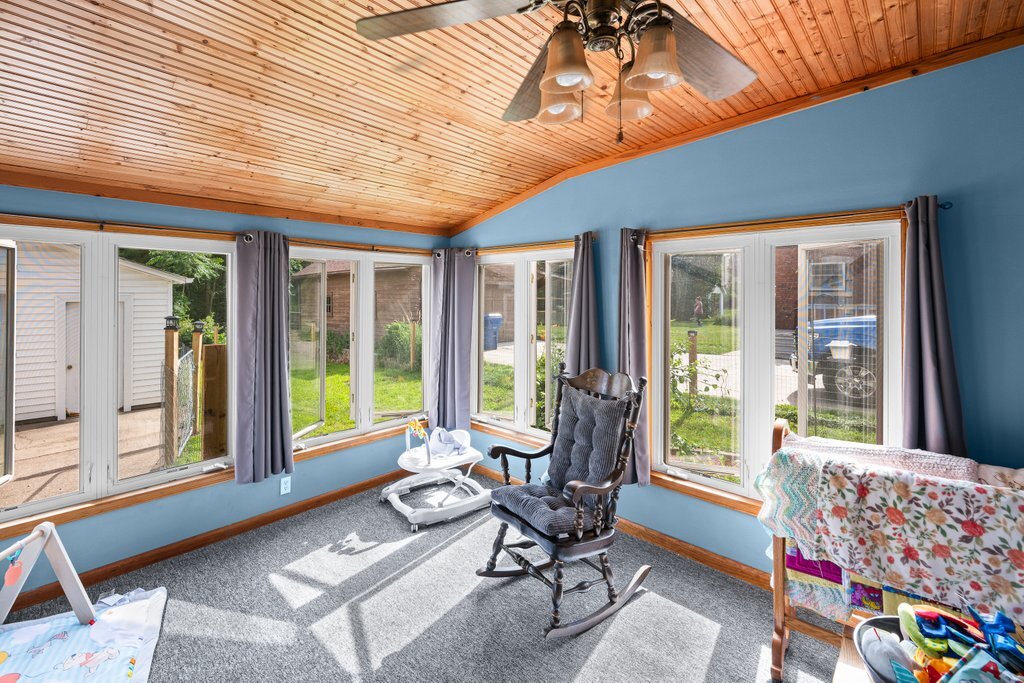802 27th Avenue Moline, IL 61265 - Photo 23 of 33