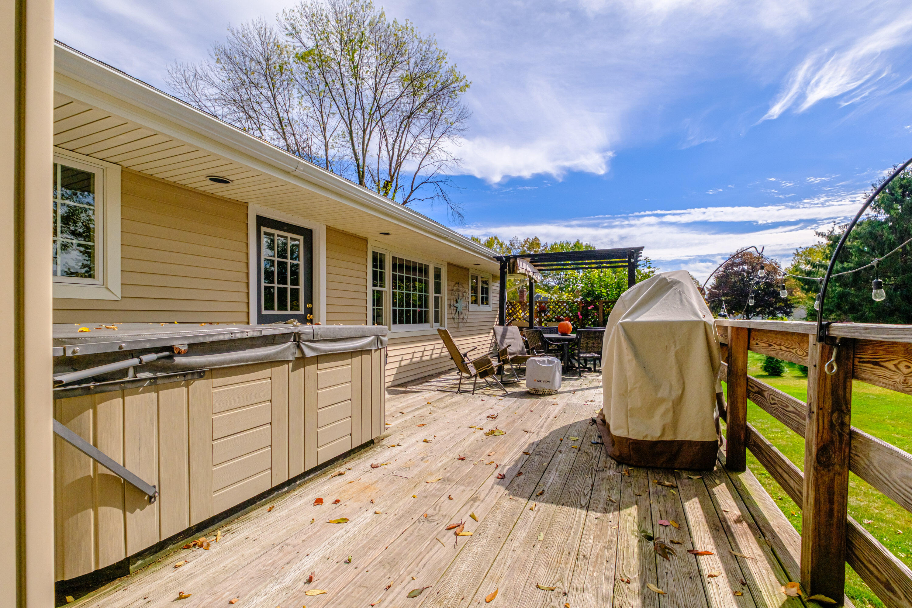 14 Maple Street Cumberland, ME 04021 - Photo 13 of 44 20250926gp-61035