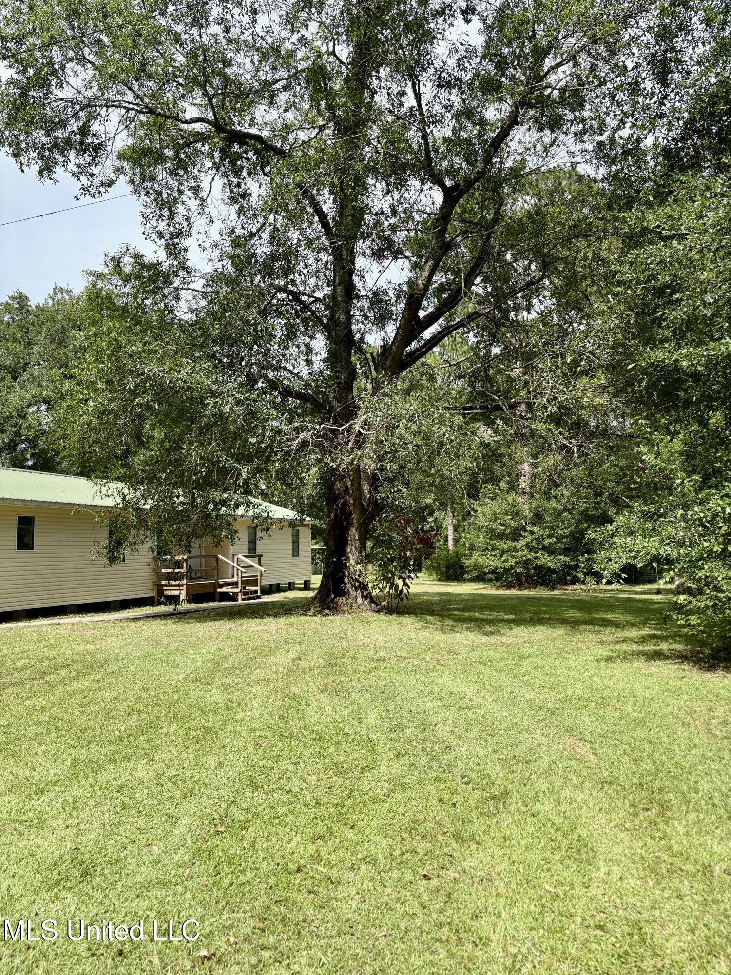 110 Tom Stringfellow Road Lucedale, MS 39452 - Photo 3 of 26 IMG_8764
