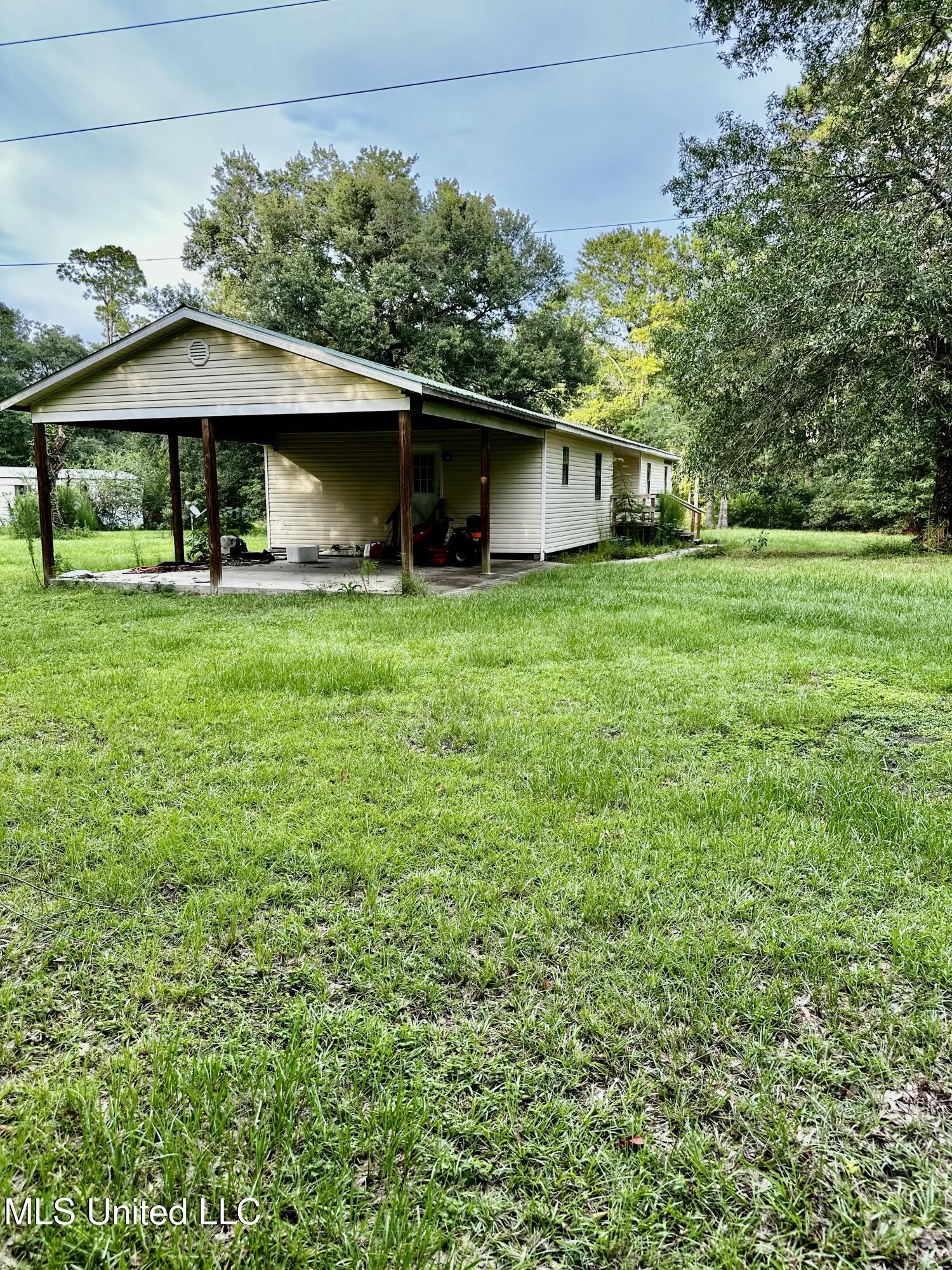 110 Tom Stringfellow Road Lucedale, MS 39452 - Photo 6 of 26 IMG_3161
