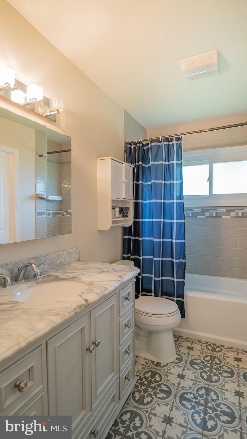 14 Pumpkin Hill Road Levittown, PA 19056 - Photo 12 of 24 Main Floor Bathroom