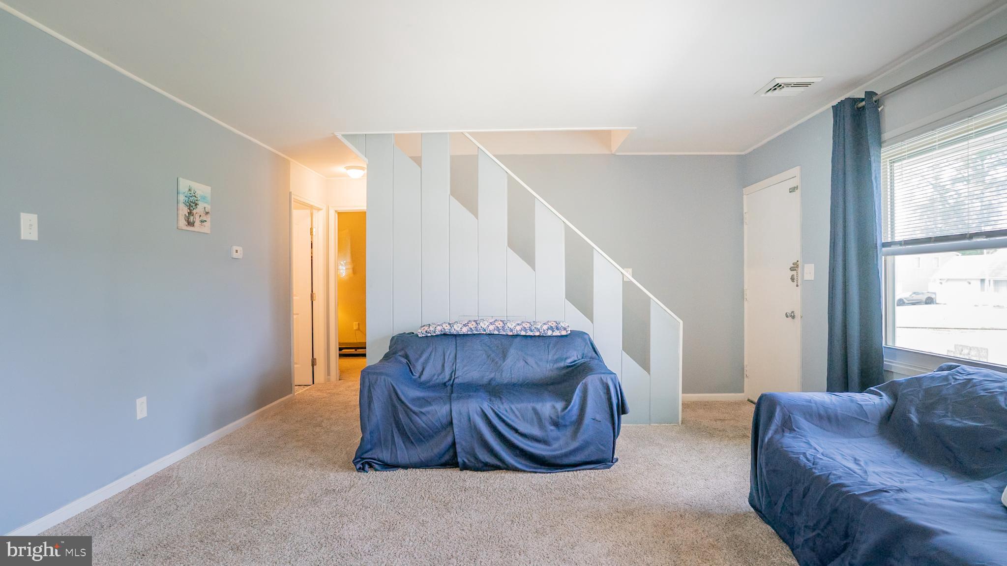 14 Pumpkin Hill Road Levittown, PA 19056 - Photo 6 of 24 Living Room