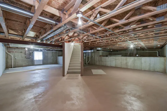 $435,000 | 1883 Faxon Drive, Montgomery, IL 60538