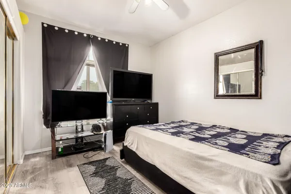 $563,900 | 4604 East Summerhaven Drive, Phoenix, AZ 85044