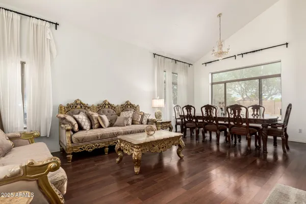 $563,900 | 4604 East Summerhaven Drive, Phoenix, AZ 85044