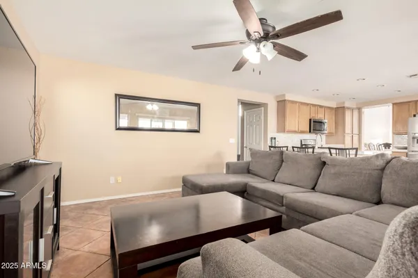 $563,900 | 4604 East Summerhaven Drive, Phoenix, AZ 85044