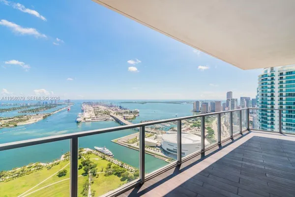 $9,850 | 1100 Biscayne Boulevard, Unit 5401, Miami, FL 33132