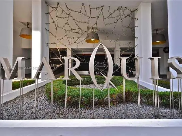 $9,850 | 1100 Biscayne Boulevard, Unit 5401, Miami, FL 33132