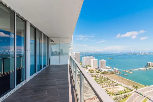 $9,850 | 1100 Biscayne Boulevard, Unit 5401, Miami, FL 33132