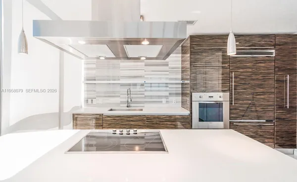 $9,850 | 1100 Biscayne Boulevard, Unit 5401, Miami, FL 33132