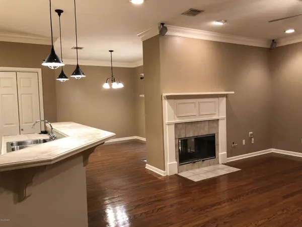 $1,795 | 112 Cherry Bark Lane, Lafayette, LA 70508