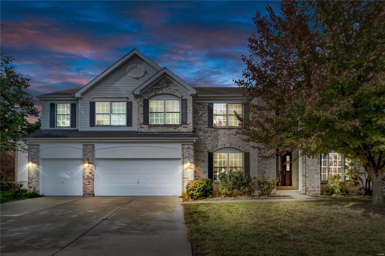 3435 Tiverton Drive, St. Charles, MO 63301 Compass
