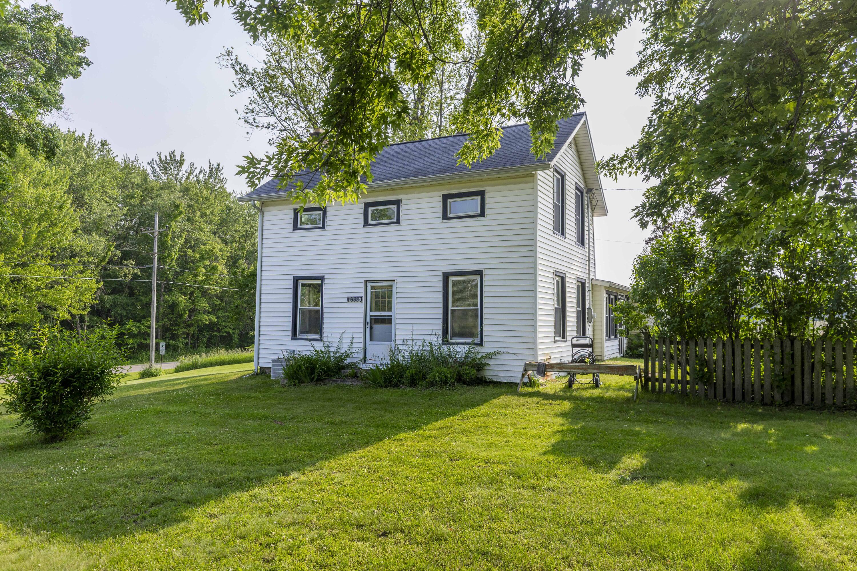 16880 Wells Road Buchanan, MI 49107 - Photo 3 of 25 16880 Wells_2025_IMG_0114