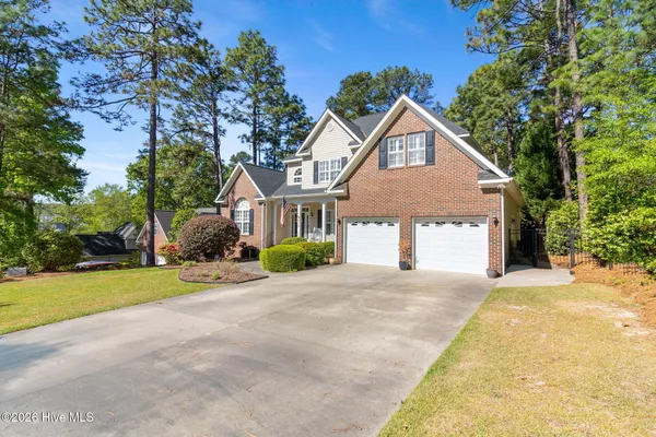 $2,800 | 420 Elk Road, Southern Pines, NC 28387