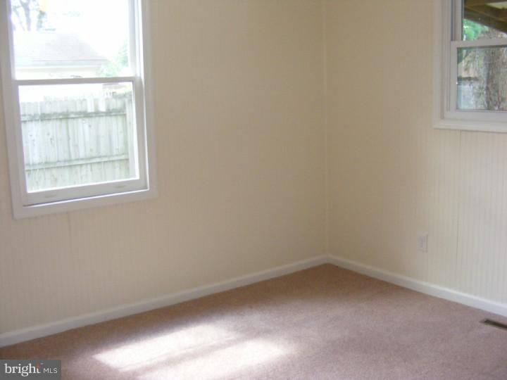 43 Chelwynne Road New Castle, DE 19720 - Photo 9 of 16 Bedroom 2