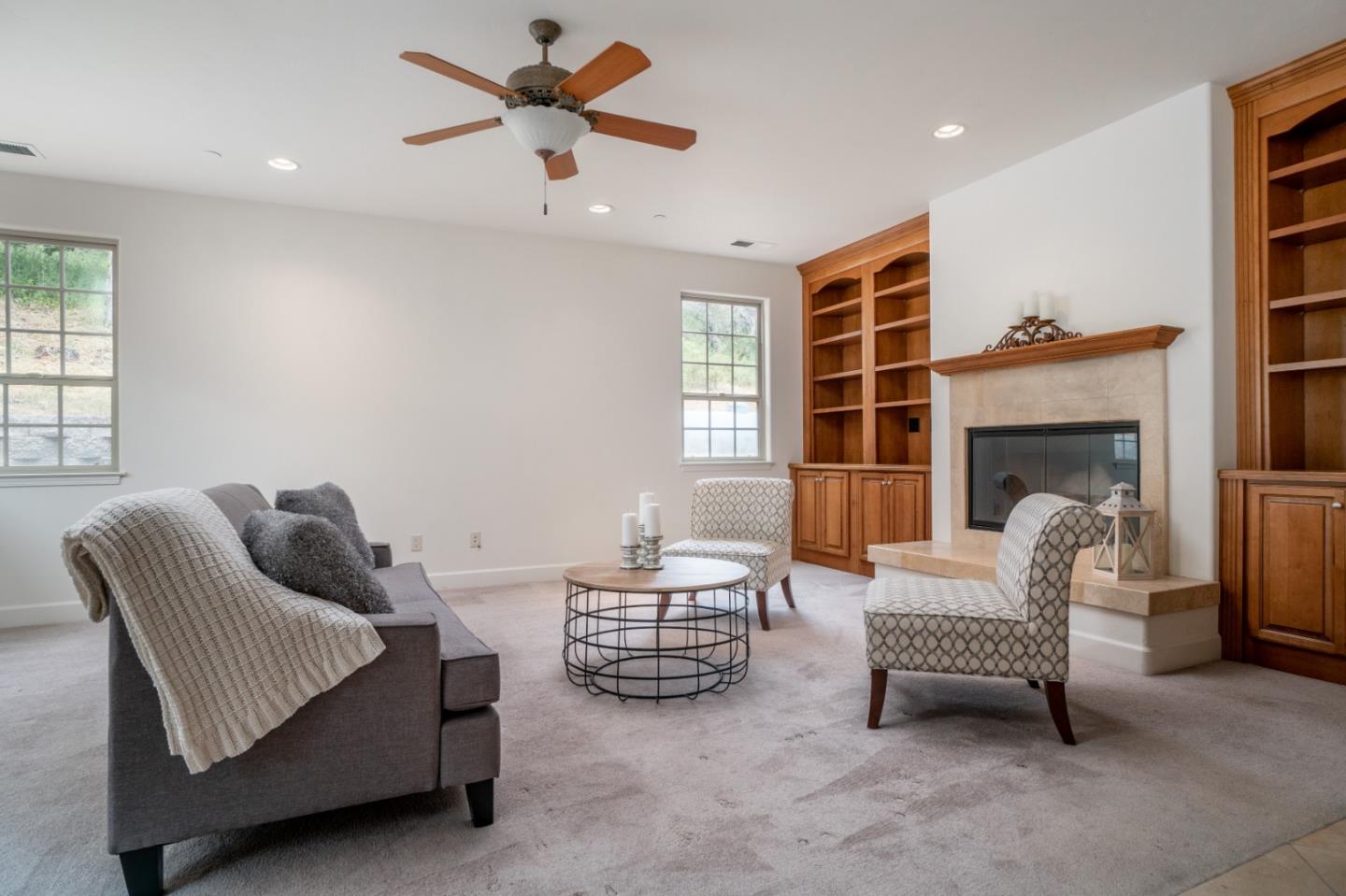 19700 Moonglow Road Salinas, CA 93907 - Photo 6 of 20 Gallery Image 6