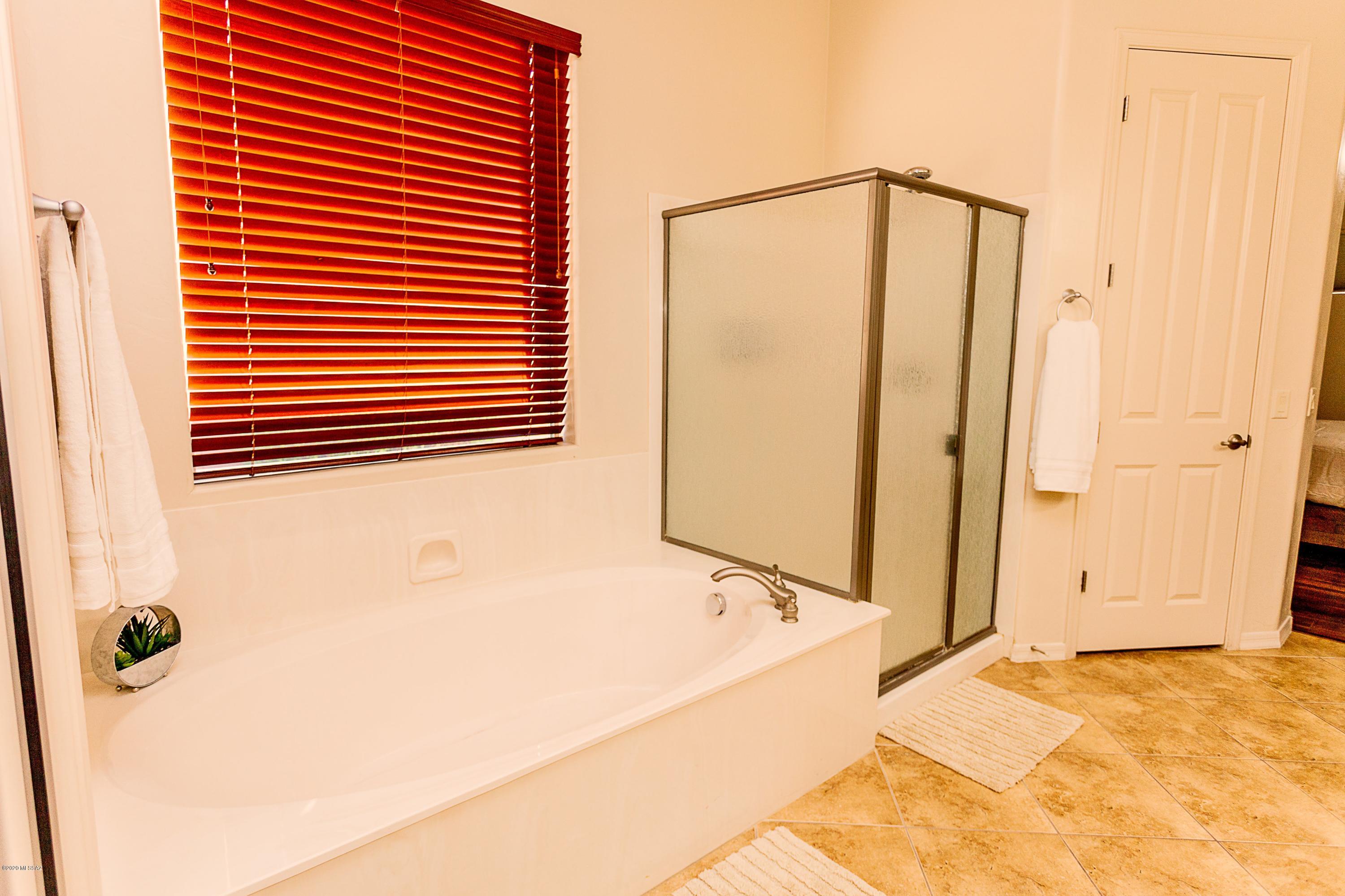 11685 North Peaceful Night Road Tucson, AZ 85737 - Photo 22 of 37