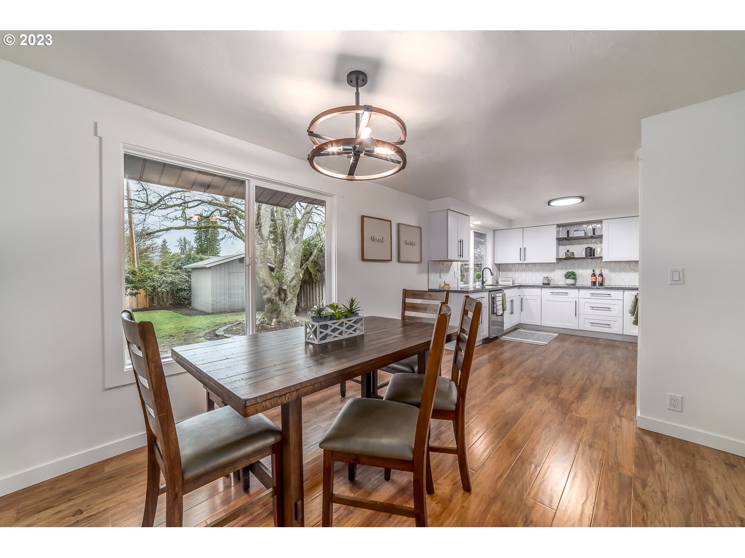 1691 Delrose Avenue Springfield, OR 97477 - Photo 8 of 28 Dining Area