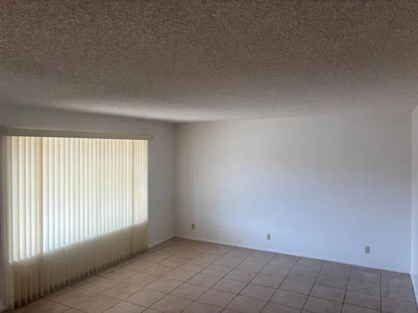 $1,775 | 4218 East Crescent Avenue, Mesa, AZ 85206