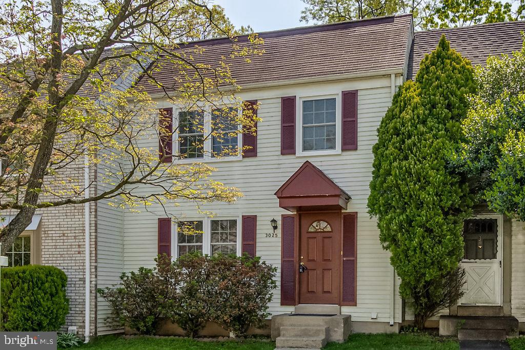 3025 Ellenwood Drive Fairfax, VA 22031 - Photo 1 of 42 a front view of a house with garden