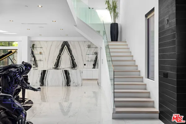 a view of entryway